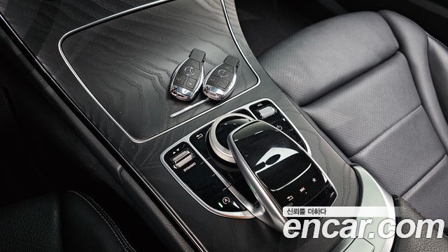 Mercedes-Benz C-Class C200 AMG Line