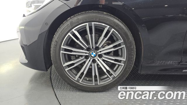 BMW 3-Series 320i M Sport