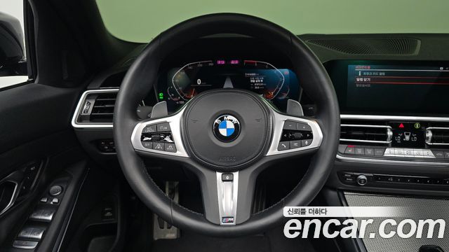 BMW 3-Series 320i M Sport