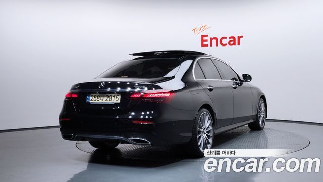 Mercedes-Benz E-Class E350 4MATIC AMG Line