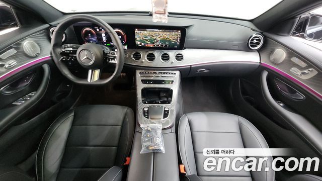 Mercedes-Benz E-Class E350 4MATIC AMG Line