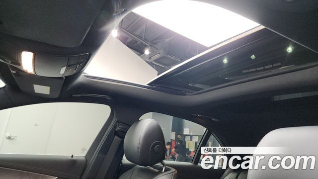 Mercedes-Benz E-Class E350 4MATIC AMG Line