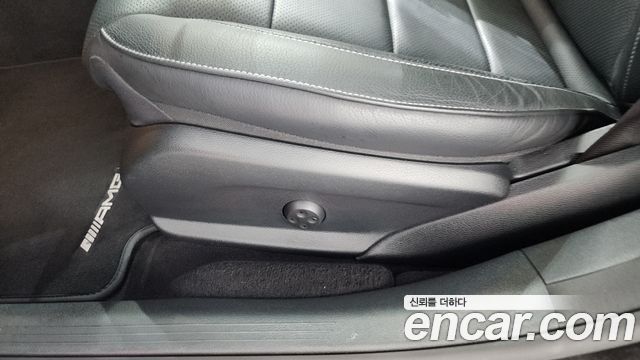 Mercedes-Benz E-Class E350 4MATIC AMG Line