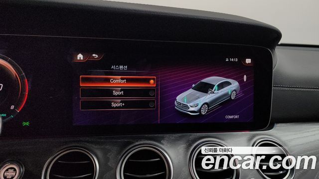 Mercedes-Benz E-Class E350 4MATIC AMG Line