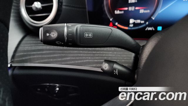 Mercedes-Benz E-Class E350 4MATIC AMG Line