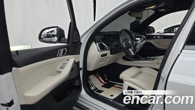 BMW X7 xDrive 40i M Sport 7STR