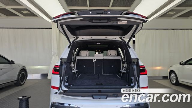 BMW X7 xDrive 40i M Sport 7STR