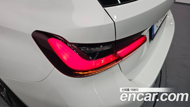 BMW 3-Series 320d Touring M Sport