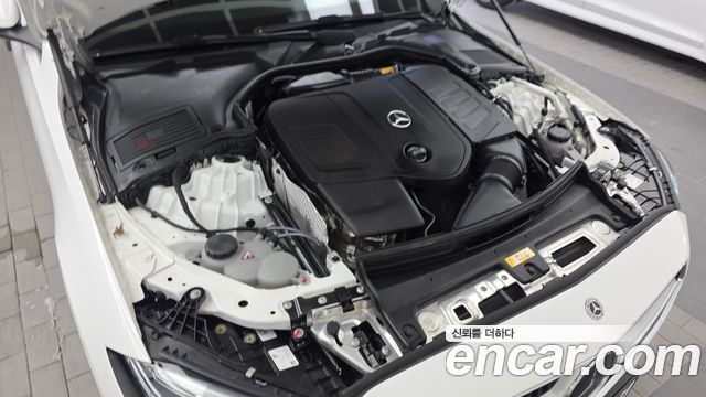 Mercedes-Benz C-Class C300 4MATIC Avantgarde