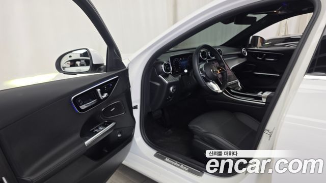 Mercedes-Benz C-Class C300 4MATIC Avantgarde