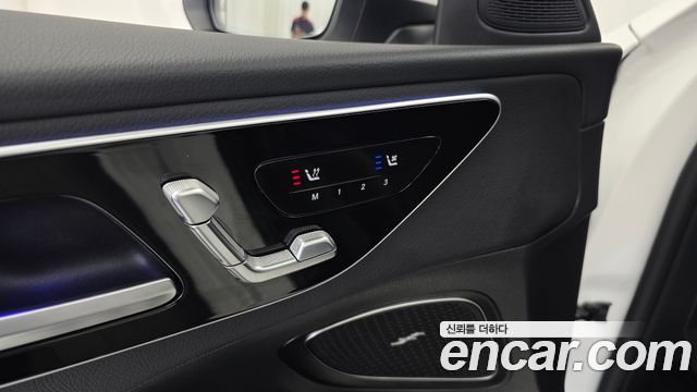 Mercedes-Benz C-Class C300 4MATIC Avantgarde