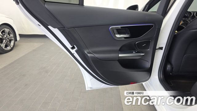 Mercedes-Benz C-Class C300 4MATIC Avantgarde