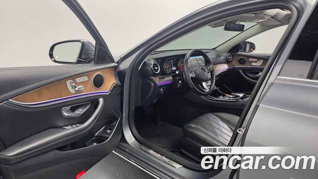 Mercedes-Benz E-Class E220d 4MATIC Exclusive