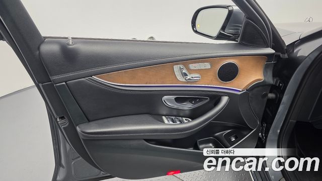 Mercedes-Benz E-Class E220d 4MATIC Exclusive