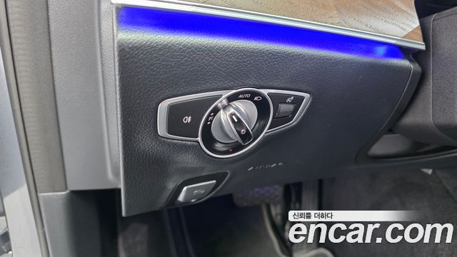 Mercedes-Benz E-Class E220d 4MATIC Exclusive