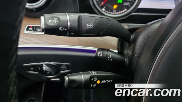 Mercedes-Benz E-Class E220d 4MATIC Exclusive