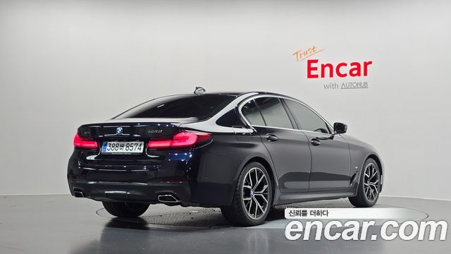BMW 5-Series 530i xDrive M Sport Package