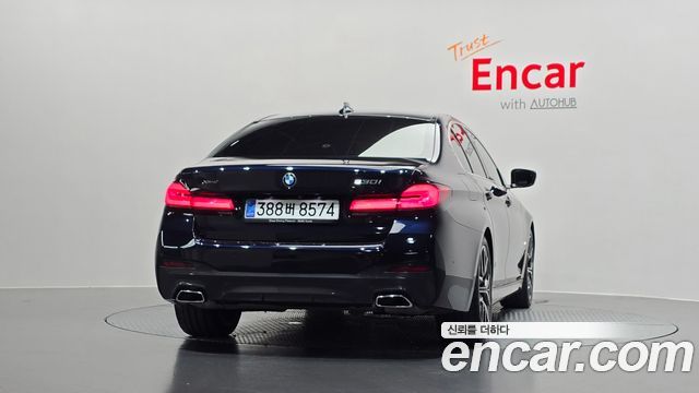 BMW 5-Series 530i xDrive M Sport Package