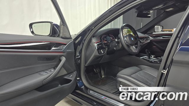 BMW 5-Series 530i xDrive M Sport Package