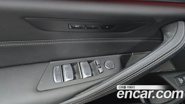 BMW 5-Series 530i xDrive M Sport Package