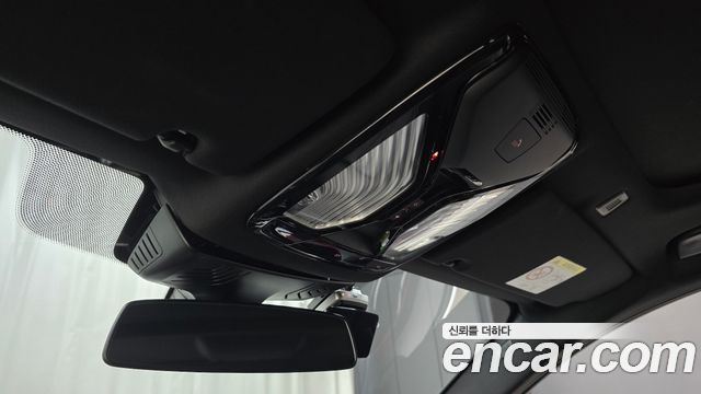 BMW 5-Series 530i xDrive M Sport Package