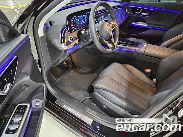Mercedes-Benz E-Class E220d 4MATIC Exclusive