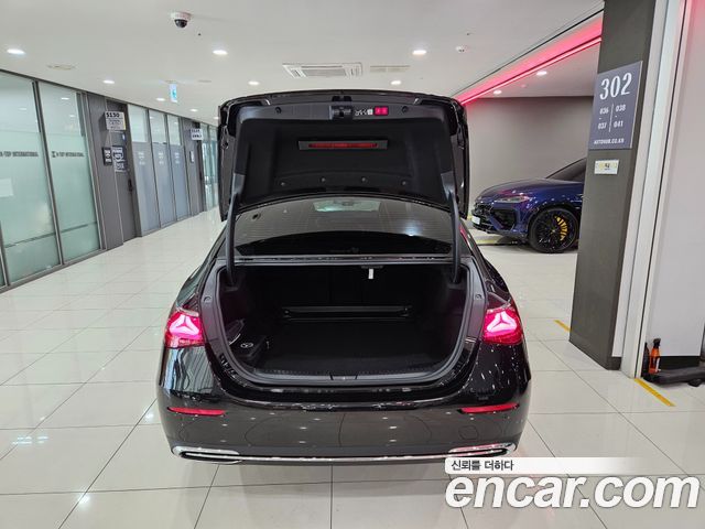 Mercedes-Benz E-Class E220d 4MATIC Exclusive