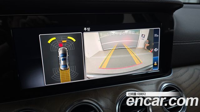 Mercedes-Benz E-Class E220d Exclusive