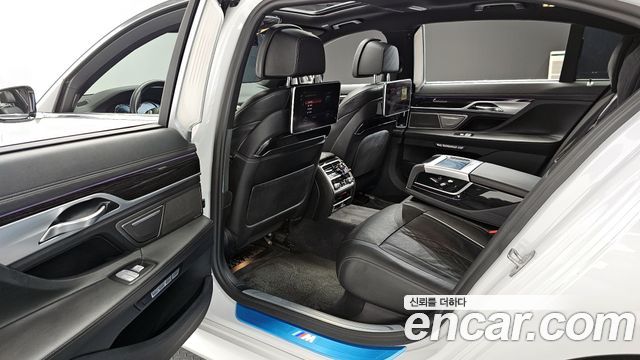 BMW 7-Series 730Ld xDrive M Sport