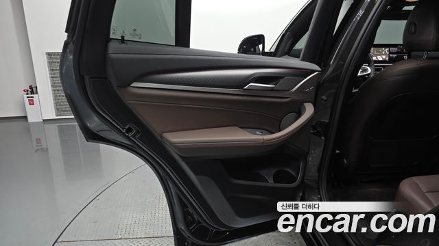 BMW X4 xDrive20i M Sports Pro