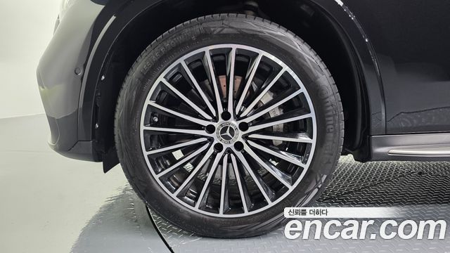 Mercedes-Benz GLC-Class GLC300 4MATIC Coupe