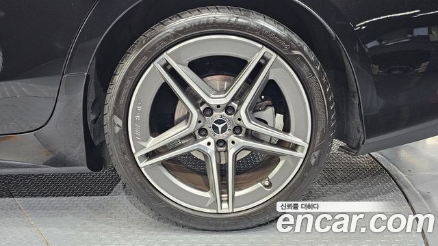 Mercedes-Benz CLS-Class CLS300d 4MATIC
