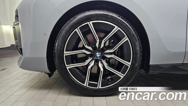 BMW 7-Series 740i xDrive M Sport Limited