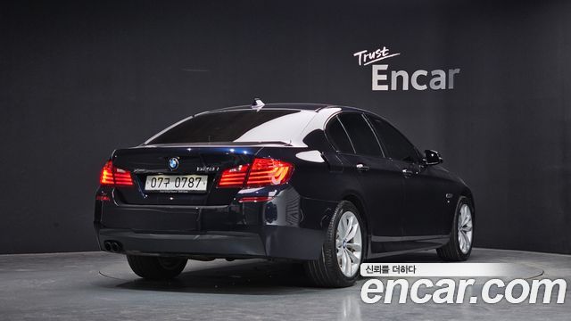 BMW 5-Series 528i xDrive M Aero Dynamic
