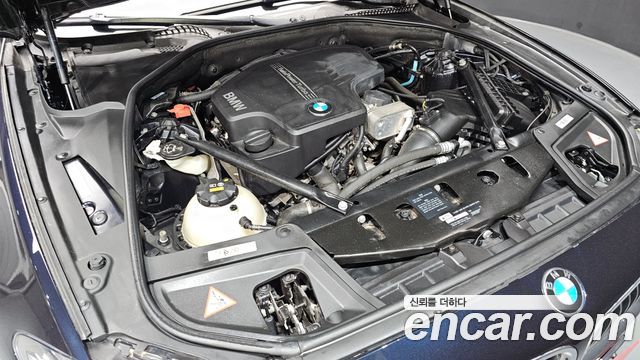 BMW 5-Series 528i xDrive M Aero Dynamic