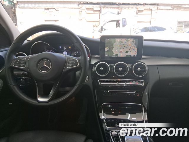 Mercedes-Benz C-Class C200 Avantgarde