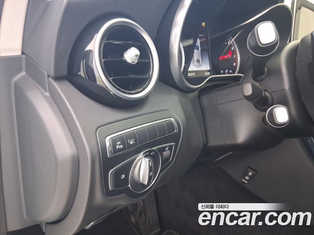 Mercedes-Benz C-Class C200 Avantgarde