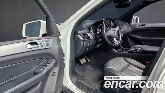 Mercedes-Benz GLE-Class GLE350 d 4MATIC