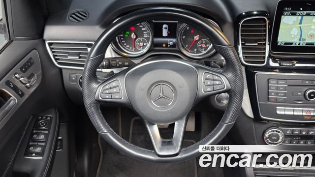 Mercedes-Benz GLE-Class GLE350 d 4MATIC