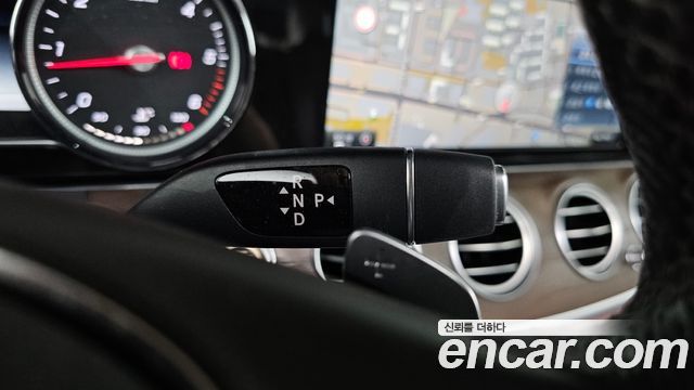 Mercedes-Benz E-Class E220d 4MATIC Exclusive
