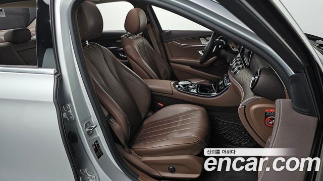 Mercedes-Benz E-Class E220d 4MATIC Exclusive