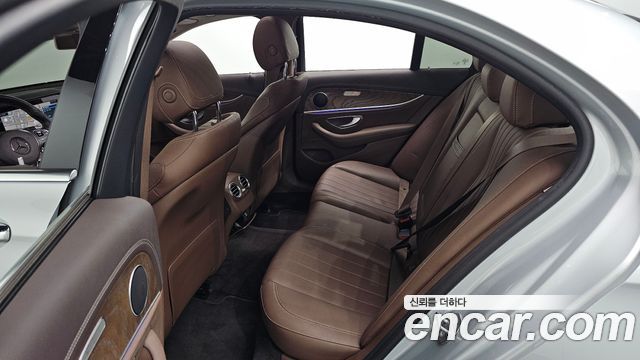 Mercedes-Benz E-Class E220d 4MATIC Exclusive