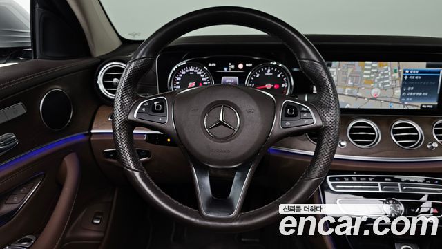 Mercedes-Benz E-Class E220d 4MATIC Exclusive