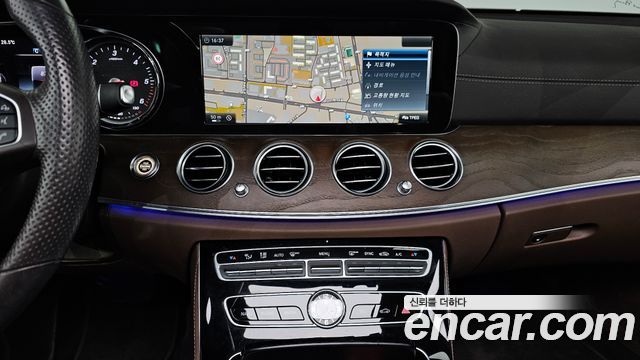 Mercedes-Benz E-Class E220d 4MATIC Exclusive