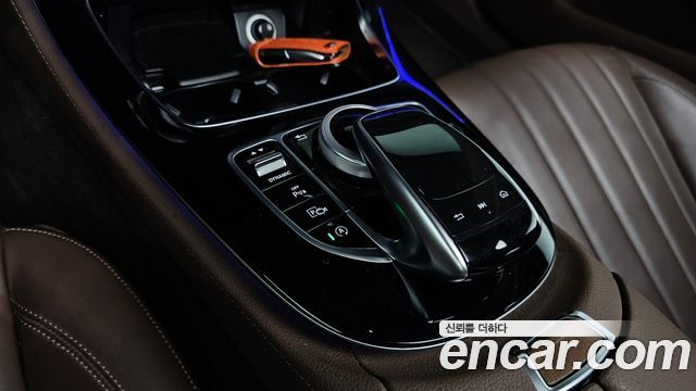 Mercedes-Benz E-Class E220d 4MATIC Exclusive