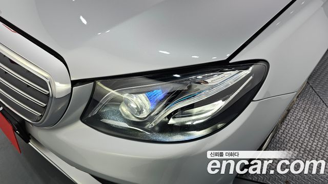 Mercedes-Benz E-Class E220d 4MATIC Exclusive