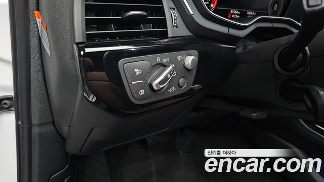 Audi A4 35 TDI Premium