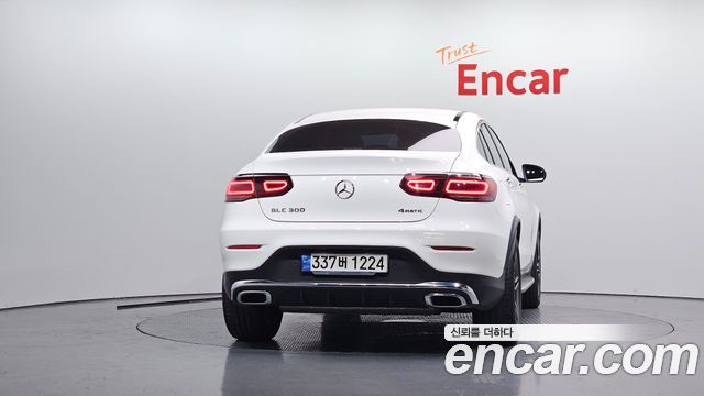 Mercedes-Benz GLC-Class GLC300 4MATIC Premium Coupe