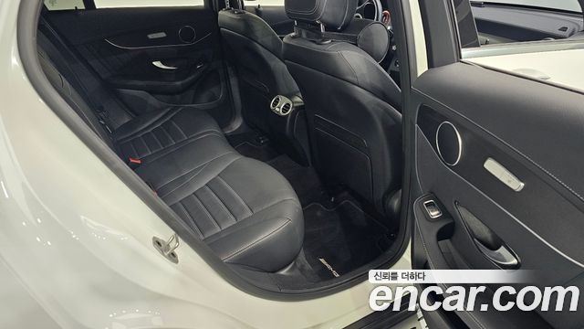 Mercedes-Benz GLC-Class GLC300 4MATIC Premium Coupe