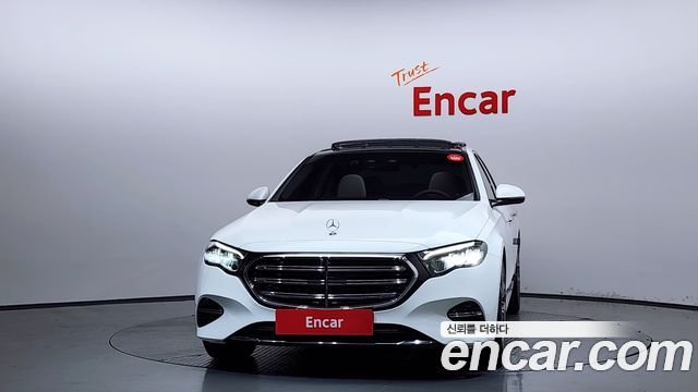 Mercedes-Benz E-Class E220d 4MATIC Exclusive